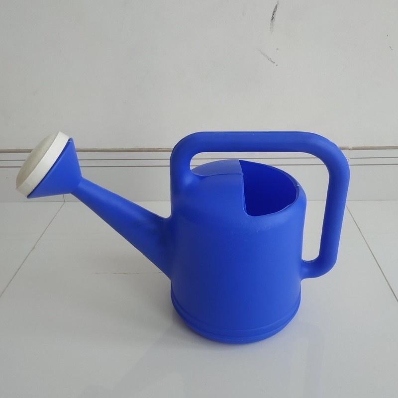 DOA NHỰA TƯỚI CÂY DUNG TÍCH 5LIT