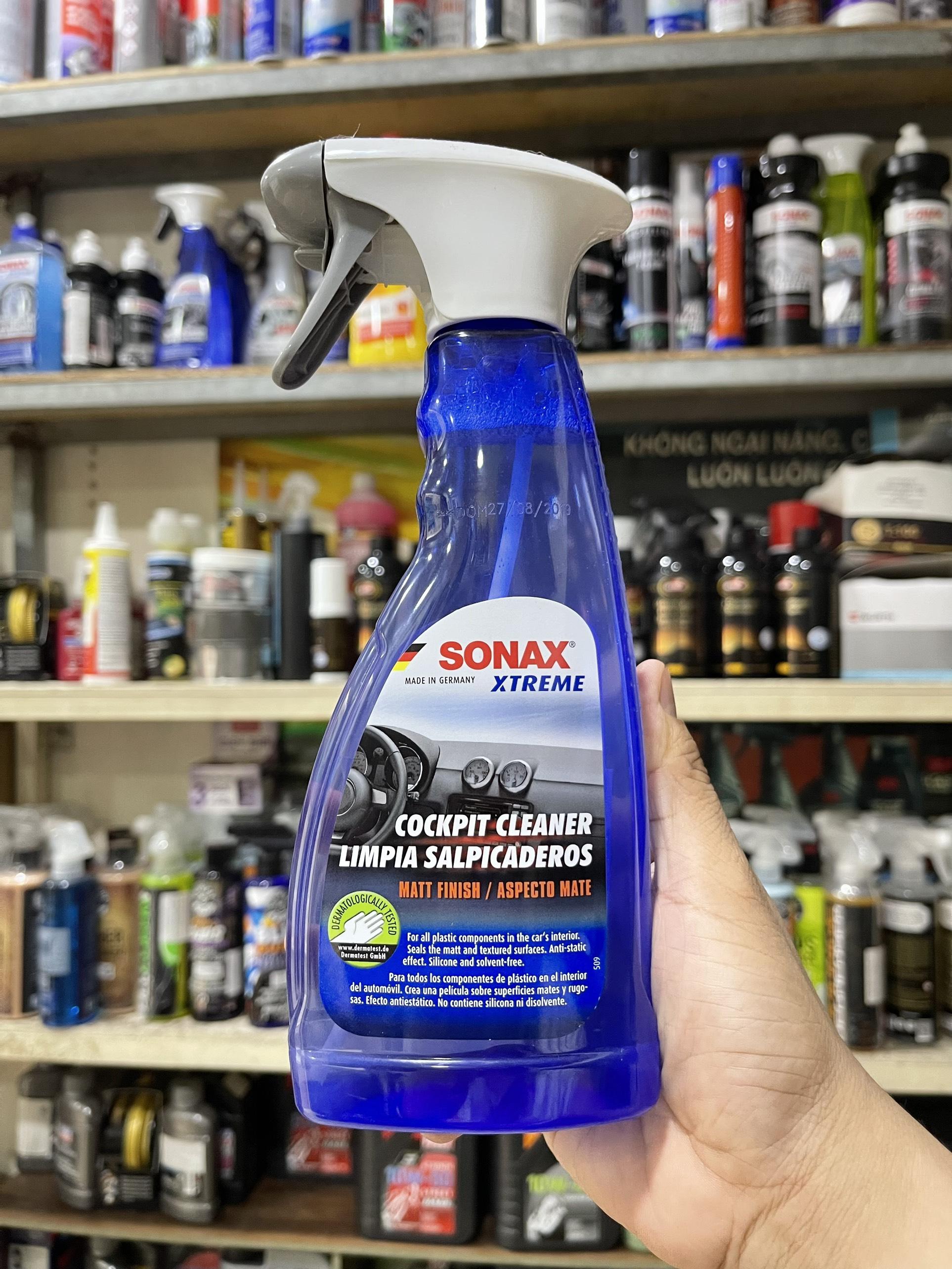 CHAI XỊT VỆ SINH VÀ BẢO DƯỠNG NHỰA TAP LÔ XE BÓNG MỜ SONAX XTREME COCKPIT CLEANER LIMPLIA SALPICADEROS 2832410 500ML