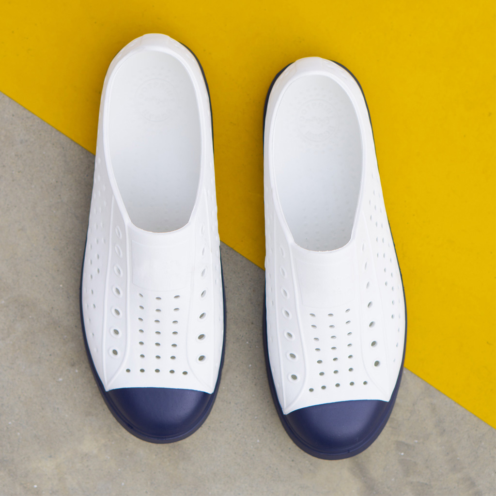 Giày lười nhựa nam dáng Sneaker đi mưa đi biển đi dạo phố siêu nhẹ, mềm, êm chân, không thấm nước TNSr7