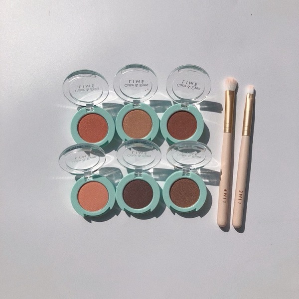 Hình ảnh thực tế Phấn Mắt Nhũ Thời Thượng Lime Color & Eyes Single Shadow 1.4g