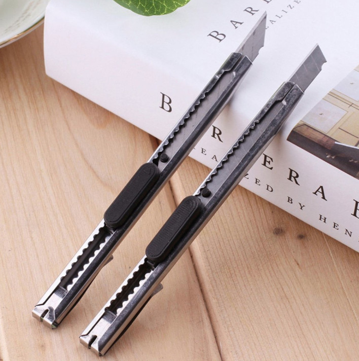 Dao Rọc Giấy Văn Phòng Phẩm GD012 - Dao Rọc Giấy Bằng Kim Loại Không Gỉ