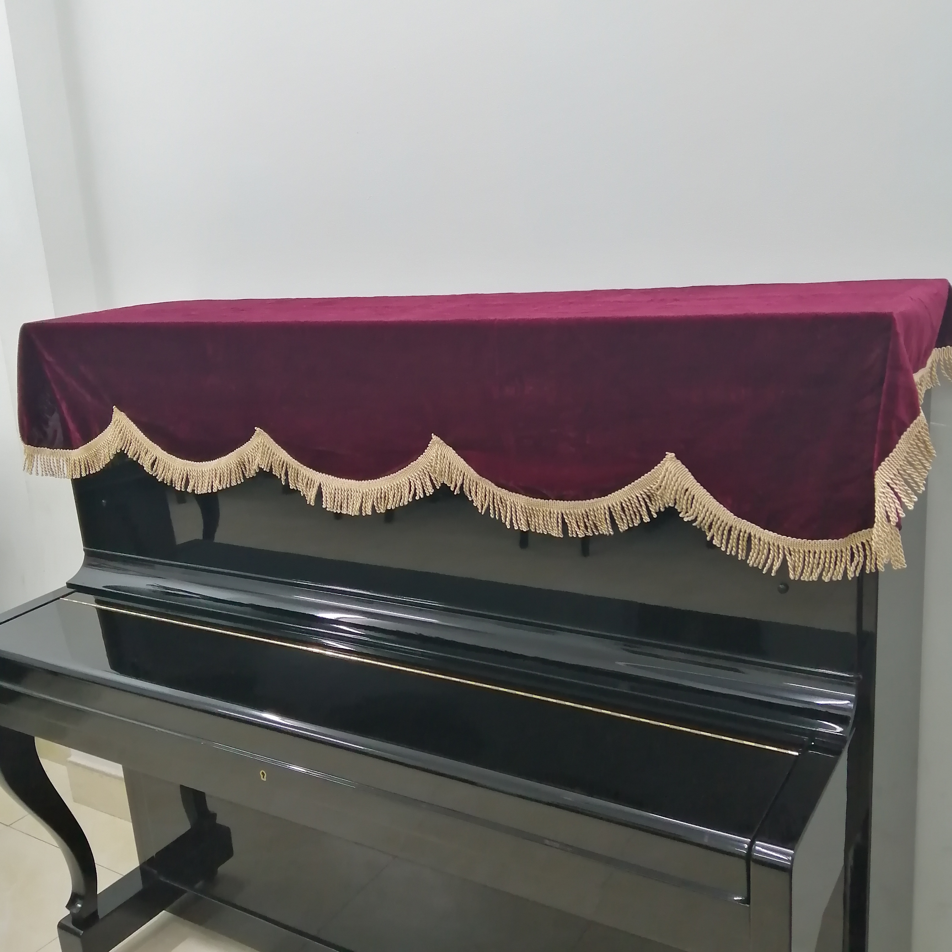 KHĂN PHỦ ĐÀN PIANO CƠ NHUNG ĐỎ DÀY MỀM MỊN TUA RUA SỢI LỚN CAO CẤP