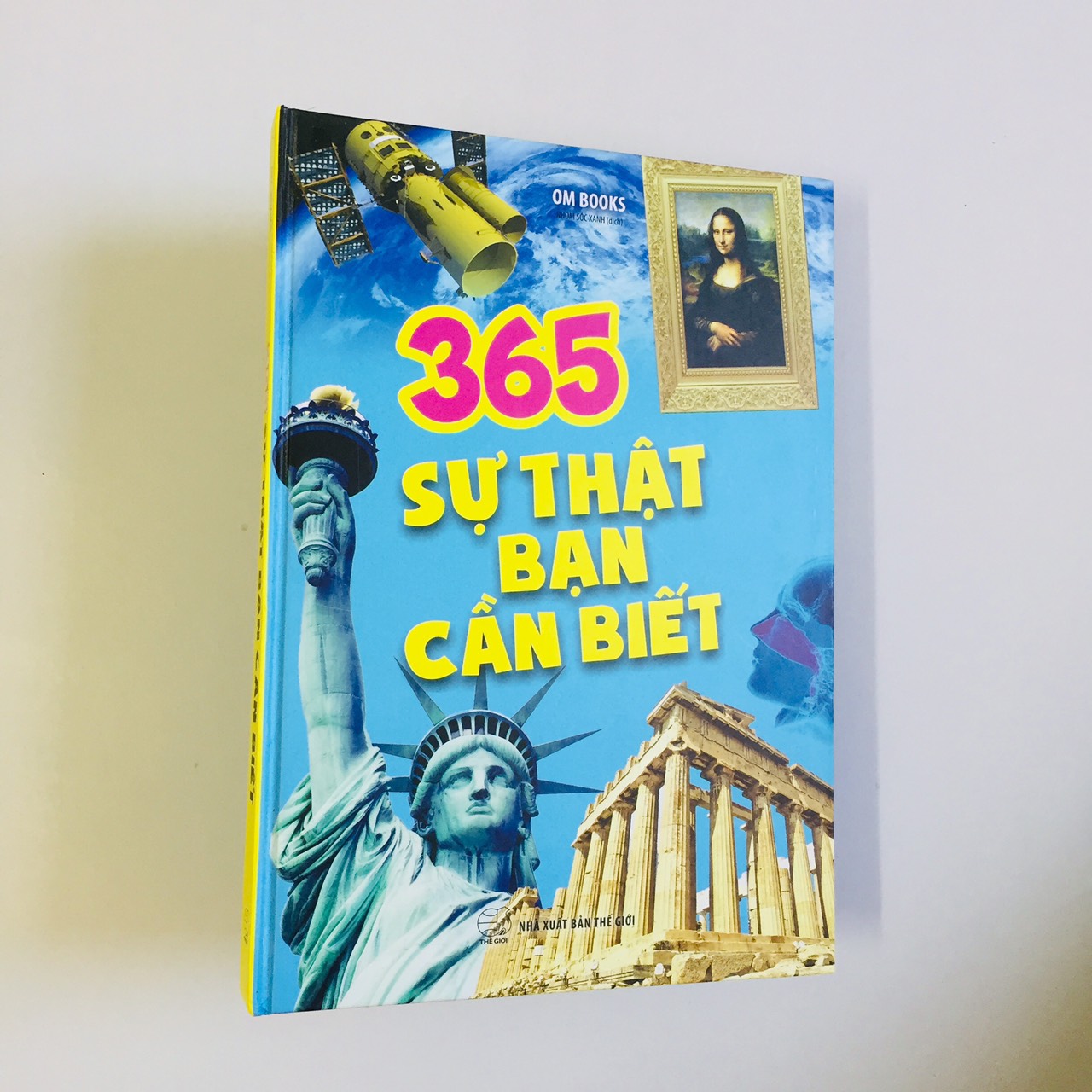 Combo 2 cuốn: 365 Bí Ẩn Chưa Được Lí Giải + 365 Sự Thật Bạn Cần Biết ( Bìa cứng)