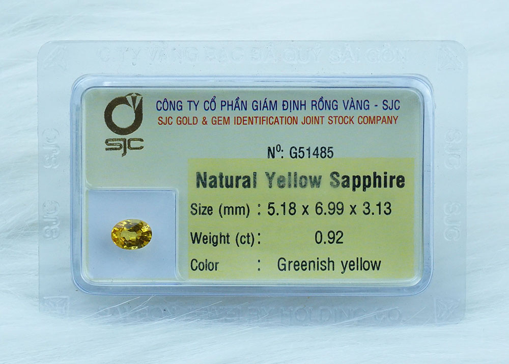 Đá Quý Sapphire Vàng Tự Nhiên Mài Giác Oval  Kiểm Định