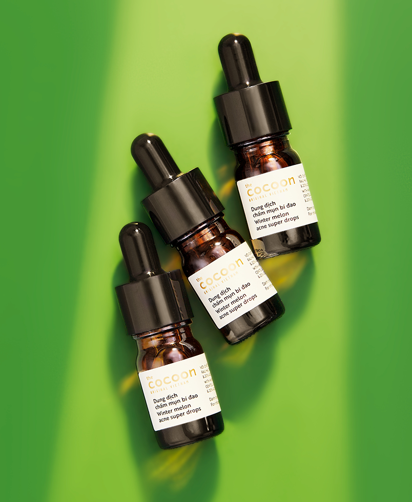 Combo Dung dịch chấm mụn bí đao Cocoon 5ml + Son dưỡng môi dầu dừa Bến Tre 5g