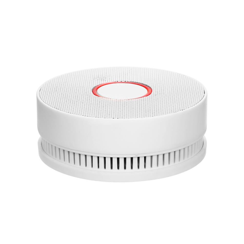 Thiết bị báo khói được trang bị cảm biến quang điện, cung cấp khả năng bảo vệ 24/7 với quan sát 360 độ