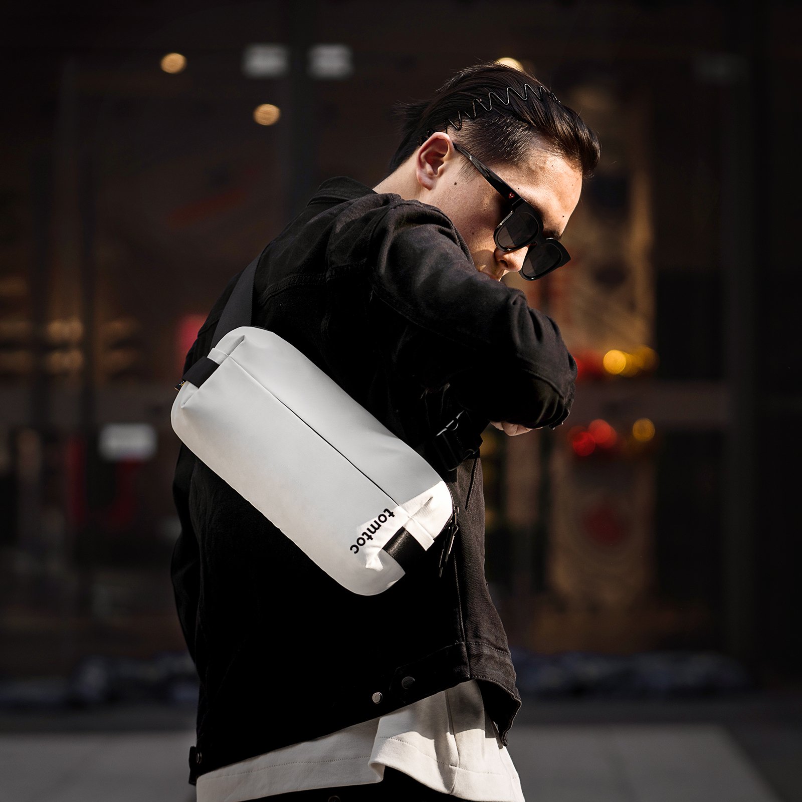 Túi Đeo Chéo Tomtoc Lightweight Cordura Sling Bag H02 - Hàng Chính Hãng