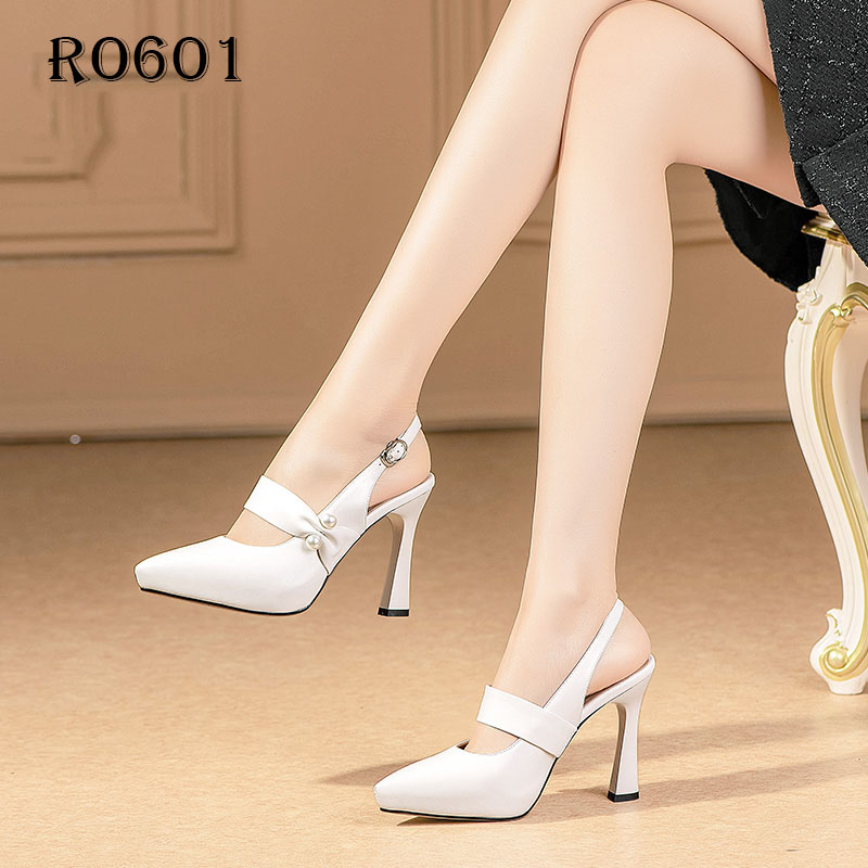 Giày sandal nữ cao gót 9 phân hàng hiệu rosata đẹp hai màu đen trắng ro601