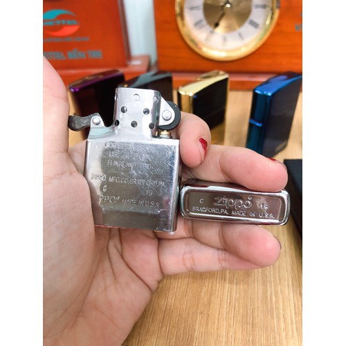 BẬT LỬA, HỘT QUẸT ZIPPO LOẠI TRƠN BÓNG- LOGO - TEM ĐỎ, TỰ CHỌN MÀU