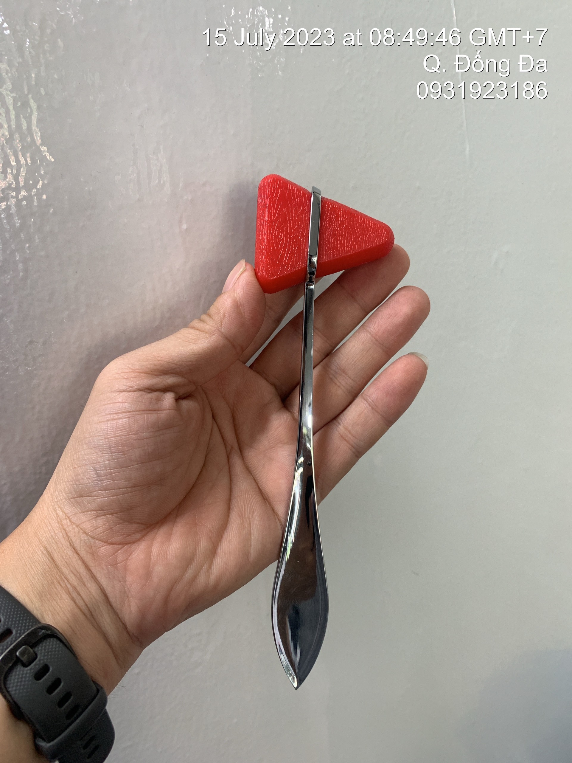 Búa phản xạ y tế hình tam giác
