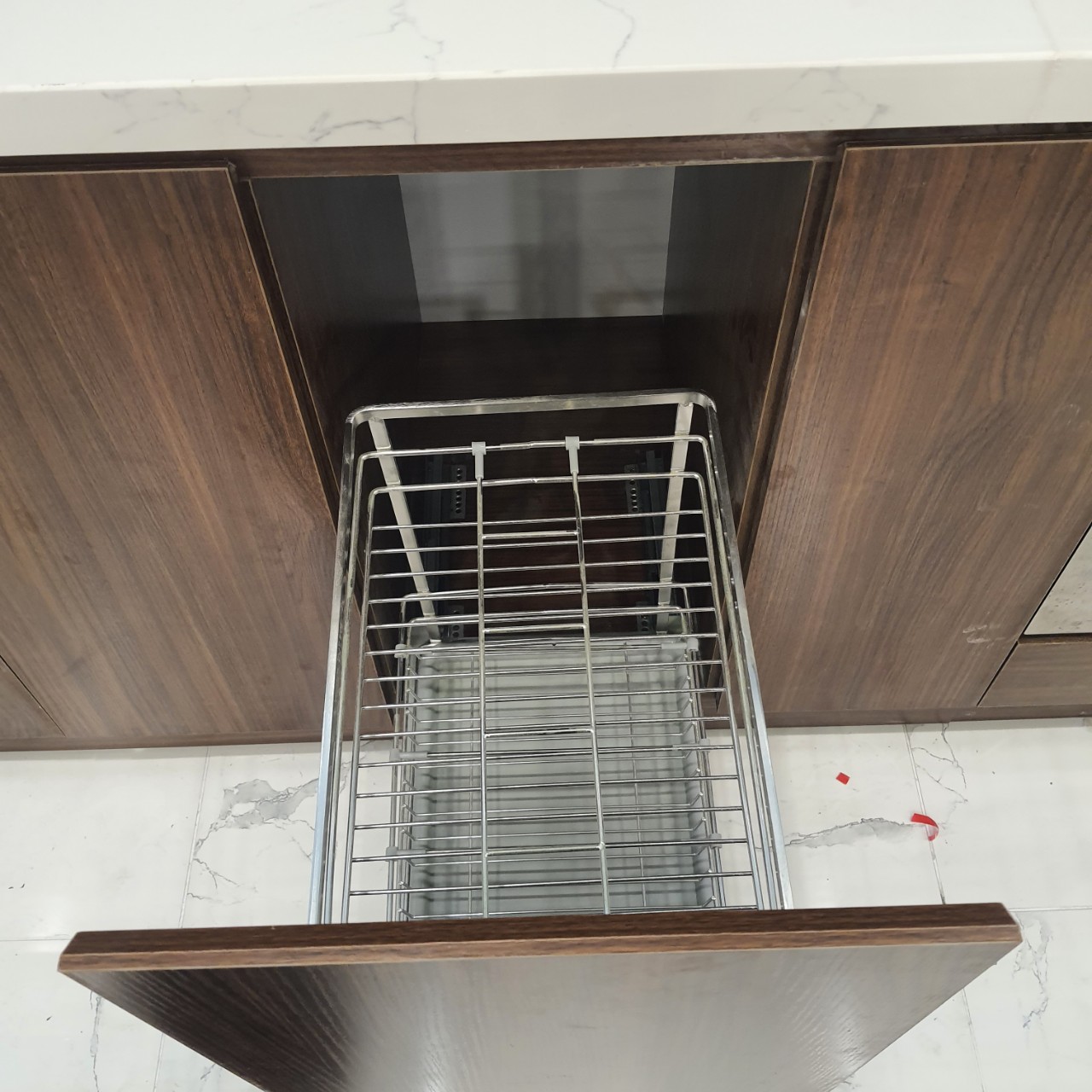 Kệ Đựng Gia Vị, Chai Lọ Tủ Bếp INOX 304 - Ray Âm Giảm Chấn Cao Cấp - Bảo Hành Vĩnh Viễn - Có Thợ Lắp Đặt
