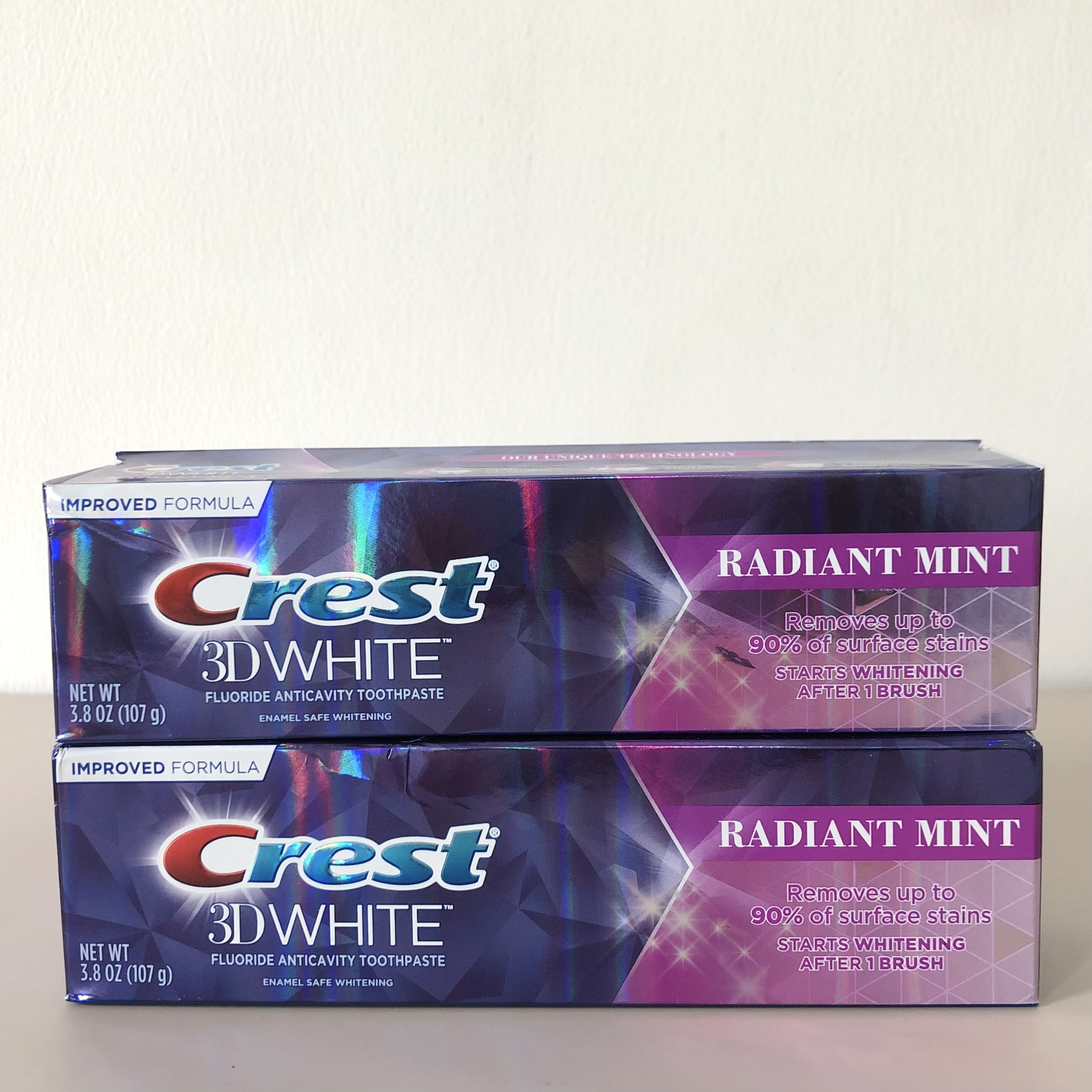 Set 3 Tuýp Kem đánh răng Crest 3D White Radiant Mint 323g Nhập Mỹ