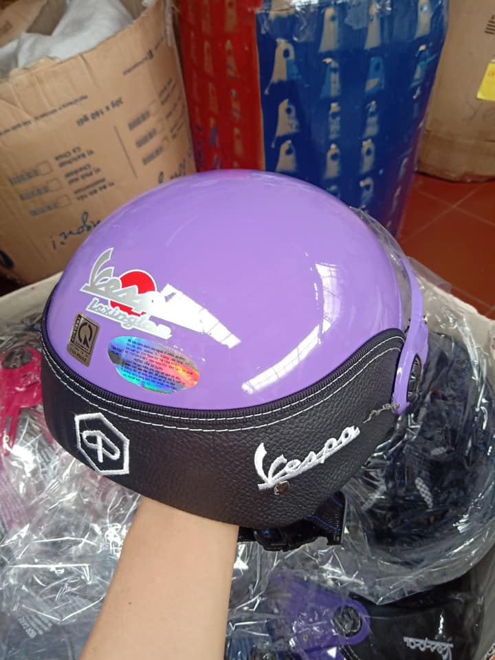 Mũ nón bảo hiểm Vespa xinh xinh