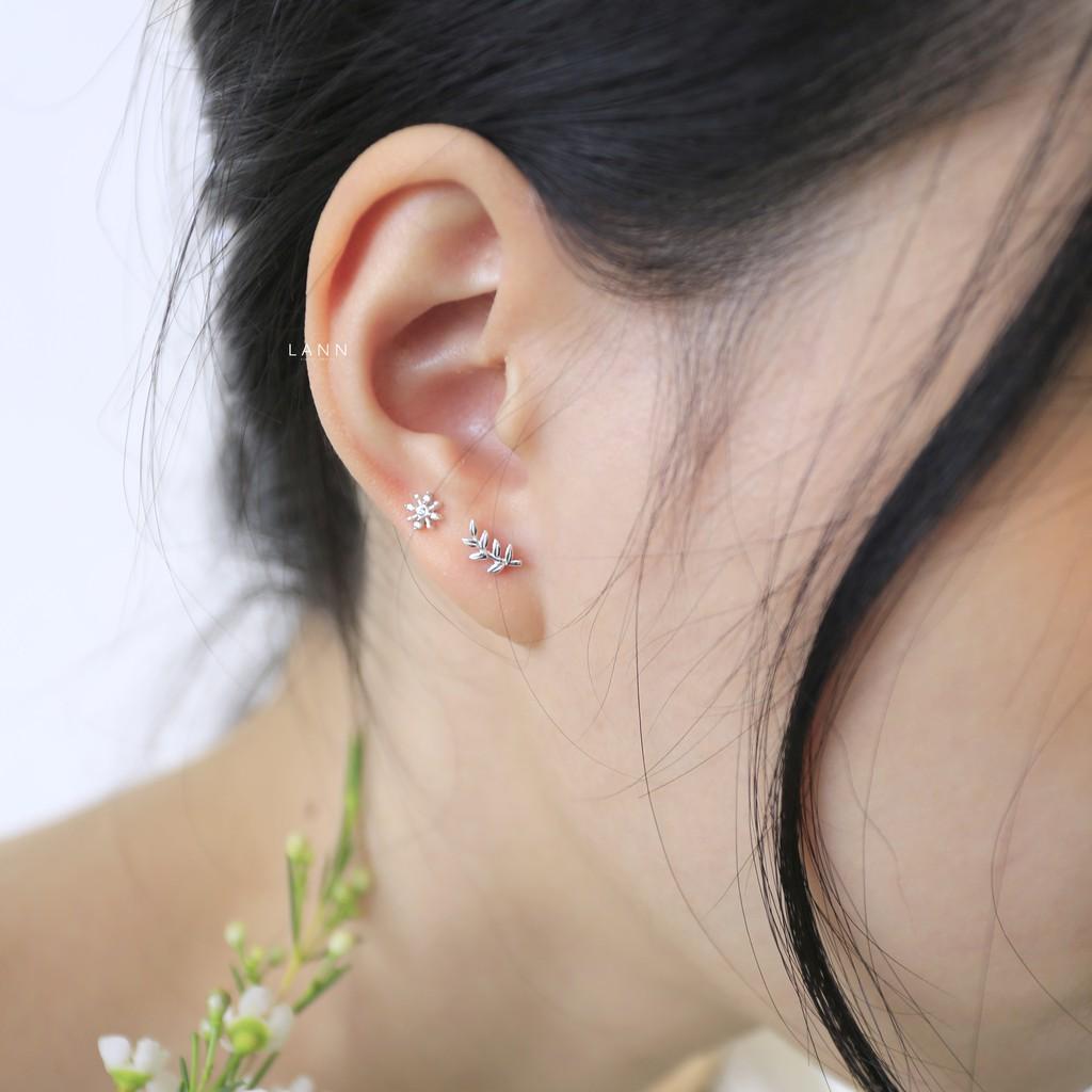 Khuyên nụ hoa tuyết nhỏ S925 LANN