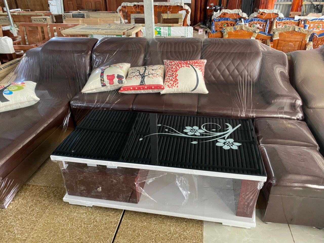 Bàn trà sofa phòng khách nhiều kiểu dáng