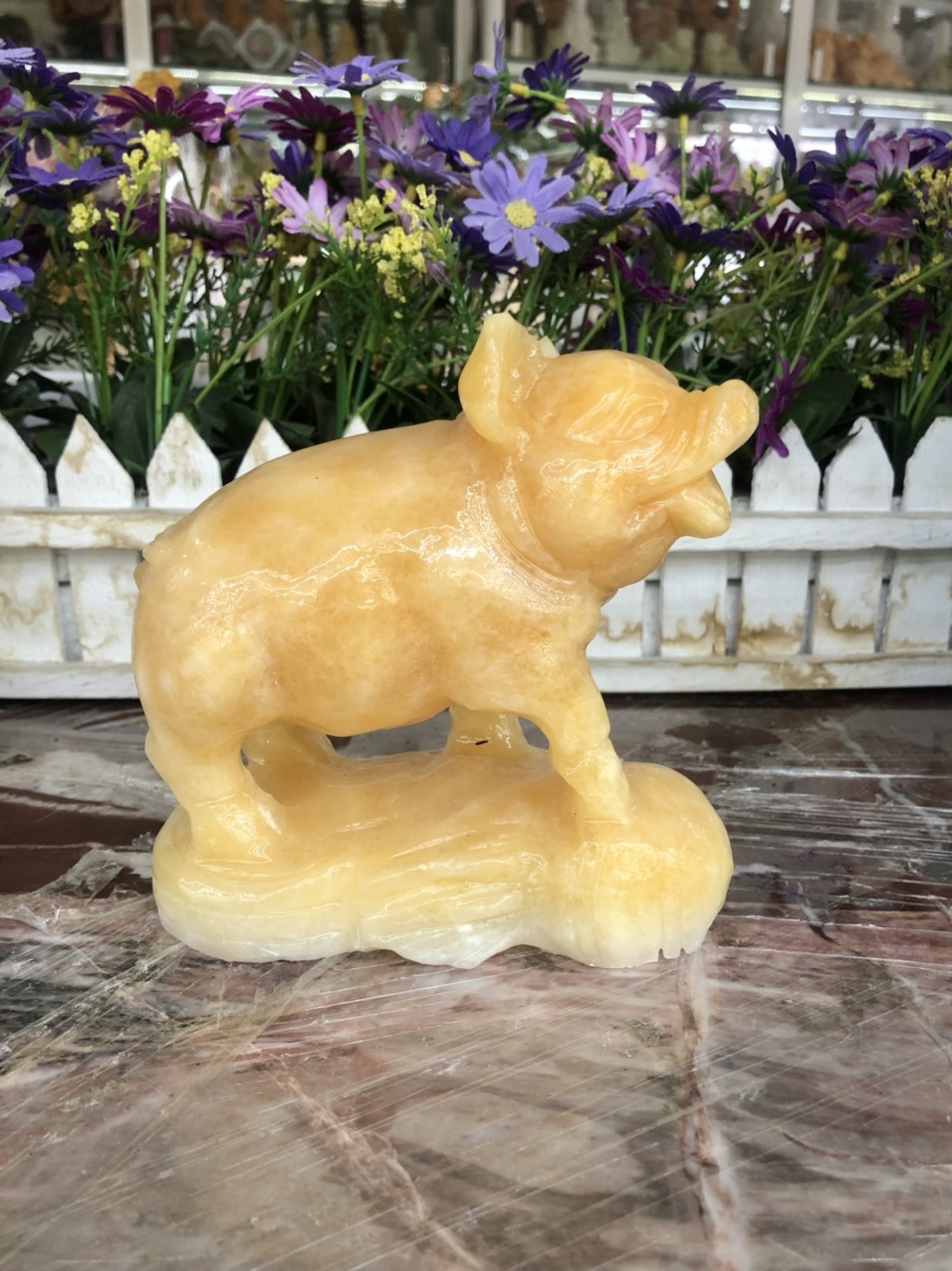 Tượng con Heo giáp tuổi hợi phong thủy đá ngọc hoàng long đặt bàn làm việc - Dài 12 cm