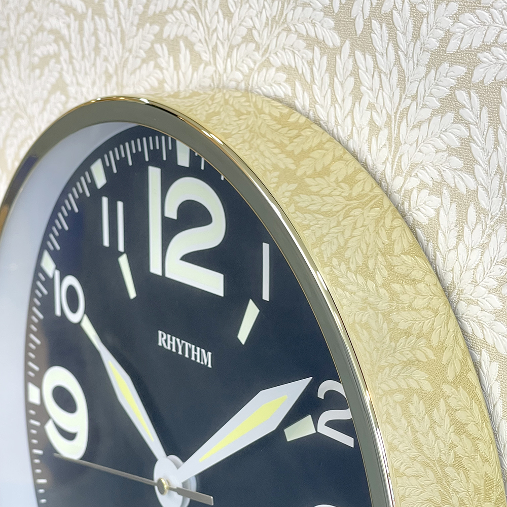 Đồng hồ treo tường Nhật Bản Rhythm CMG607NR18. Kt 30.0 x 4.7cm, 750g. vỏ kim loại. Dùng Pin