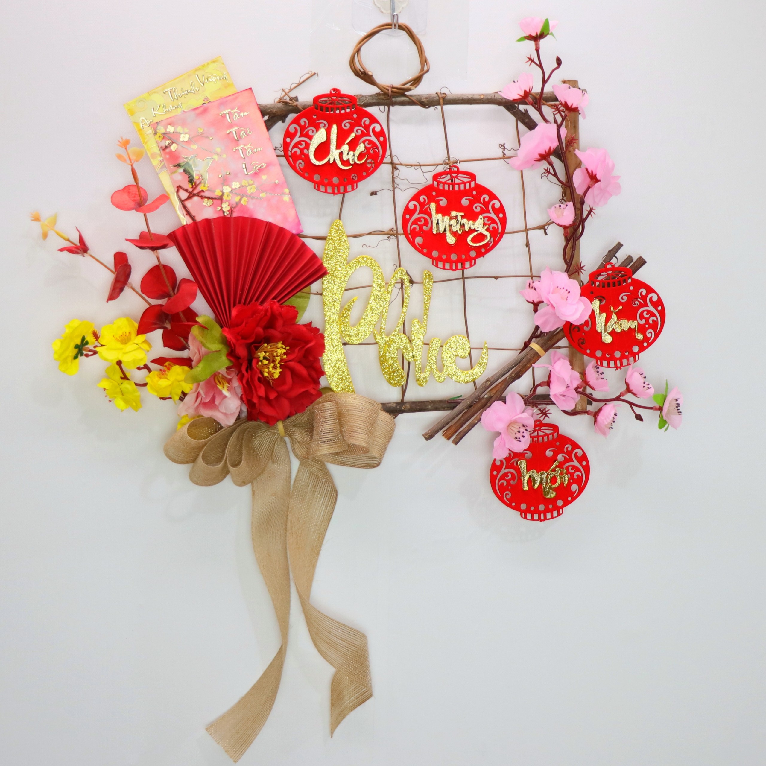 Khung hoa trang trí tết mừng xuân H61