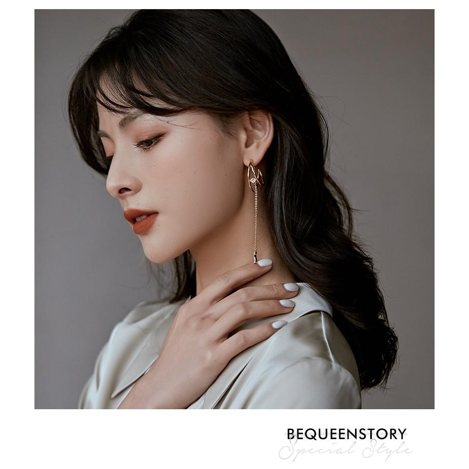 Bông tai tua rua bất đối xứng dạng nhẫn đôi mạnh mẽ và tôn lên khuôn mặt gầy theo phong cách Hàn Quốc - E00001