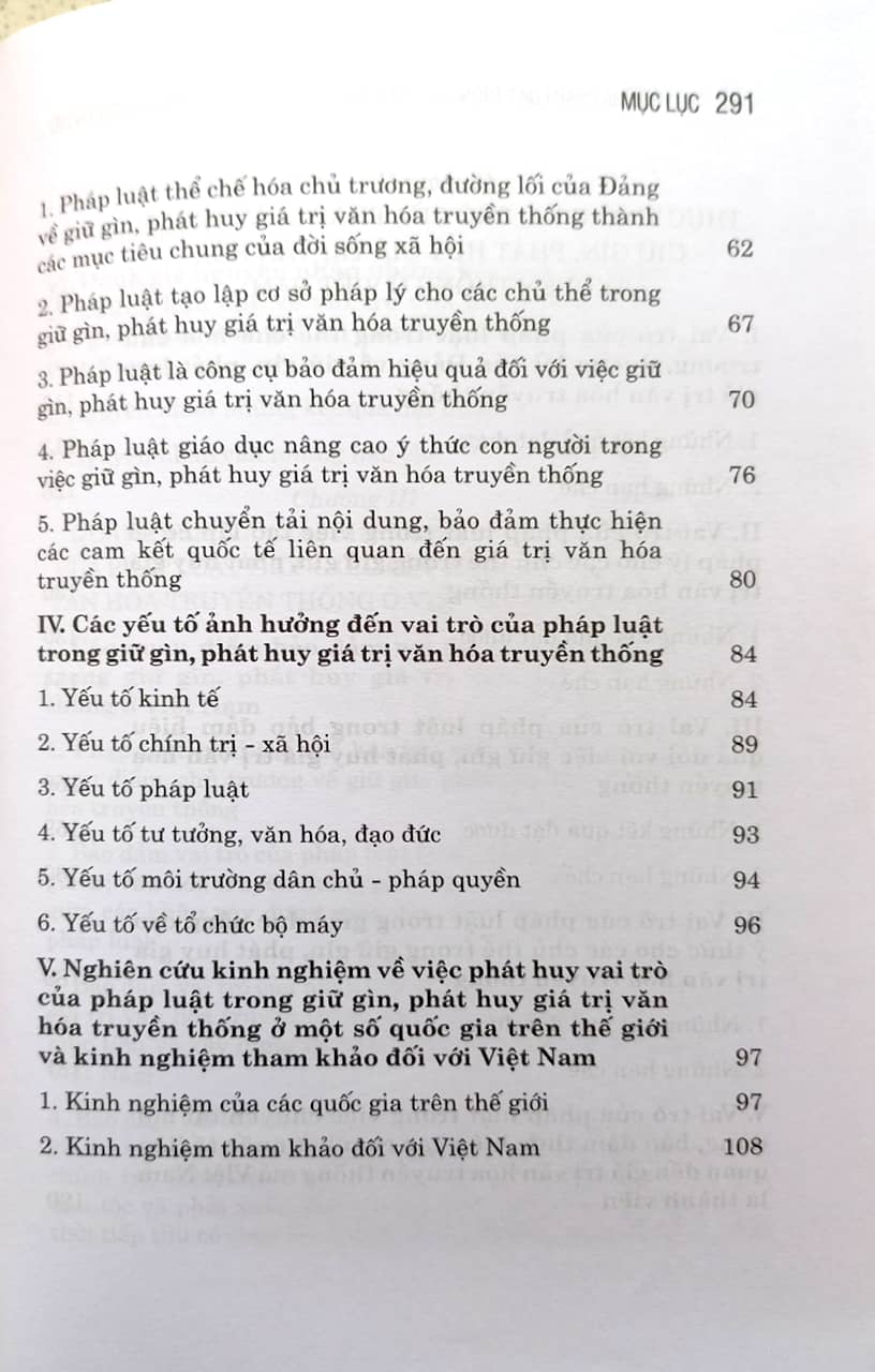 Vai trò của pháp luật trong giữ gìn, phát huy giá trị văn hóa truyền thống ở Việt Nam hiện nay