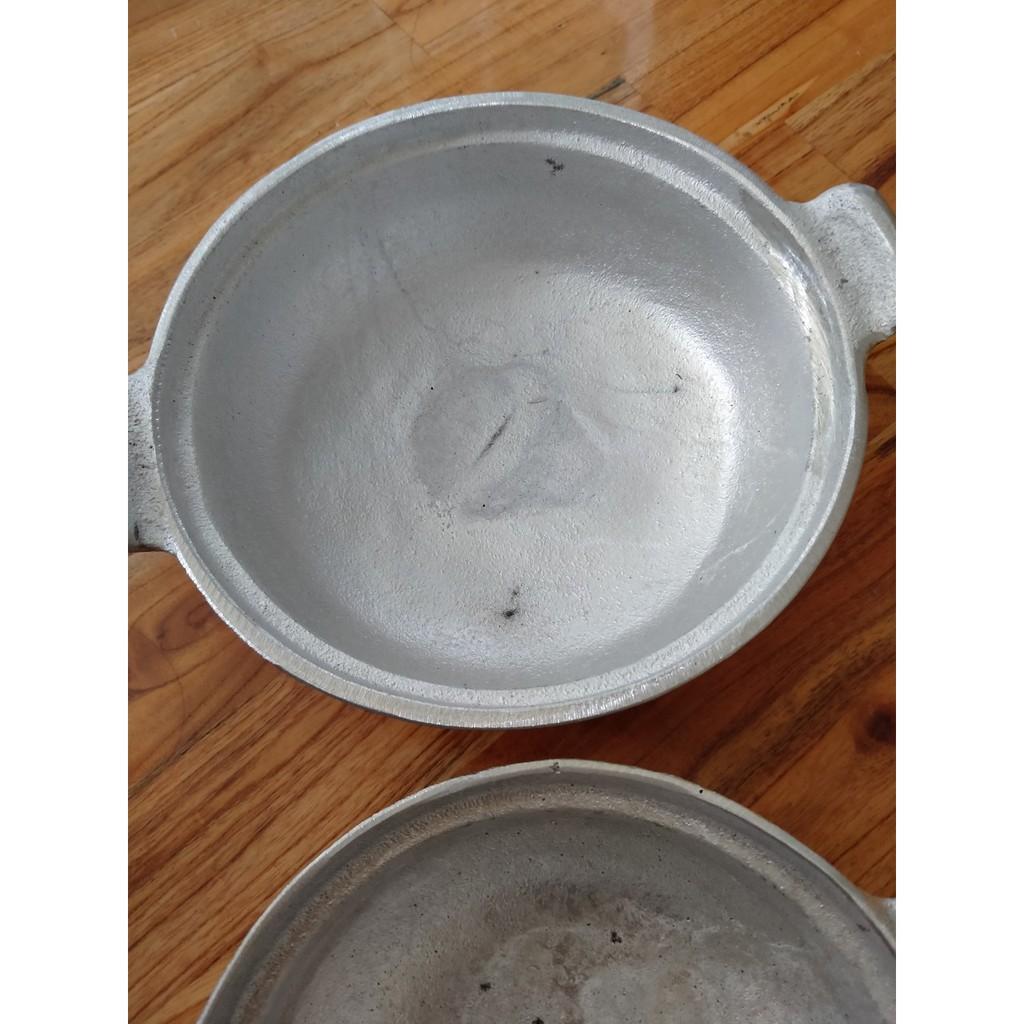 Nồi gang 22cm đúc nguyên khối Bắc Bộ loại dày được doa bóng