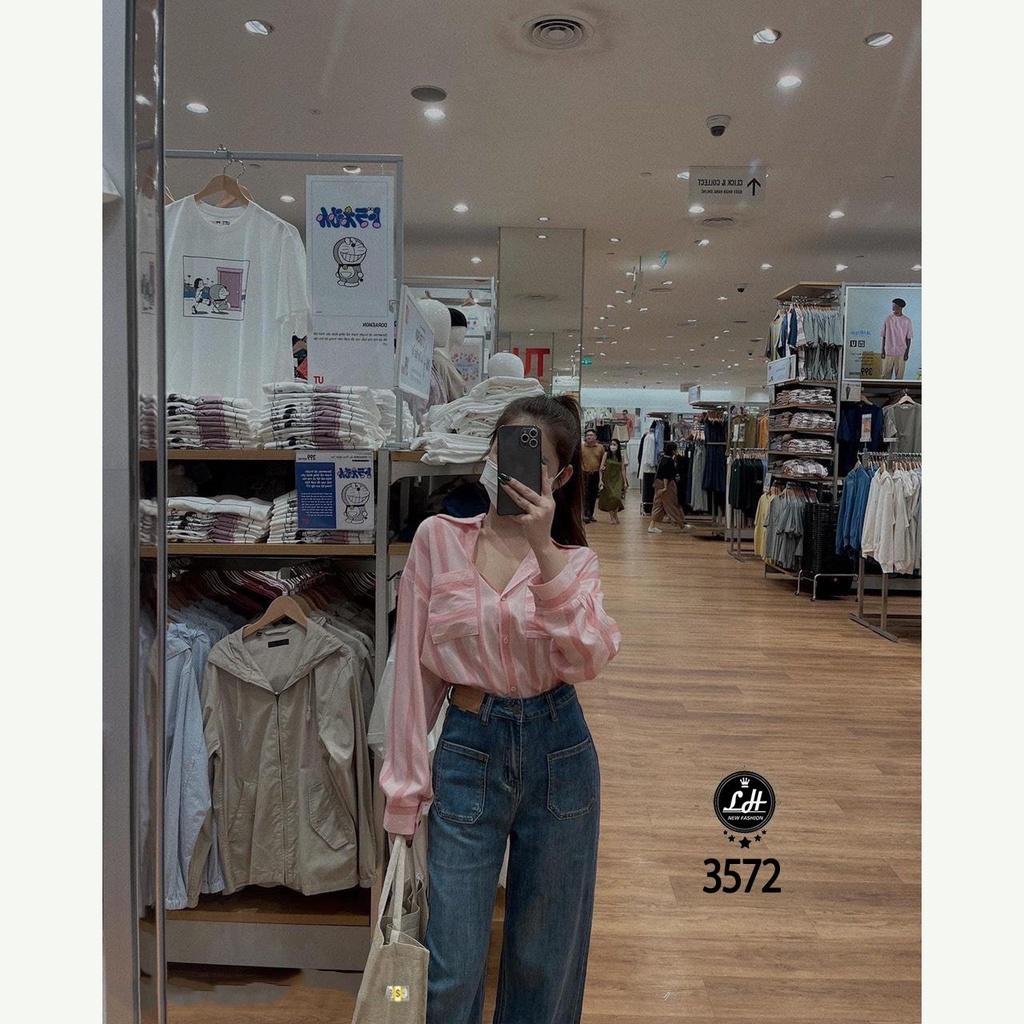 Quần jean nữ ống rộng, quần bò màu xanh túi đấp vuông lưng có tag dễ thương cho nàng Lê Huy Fashion MS 3572