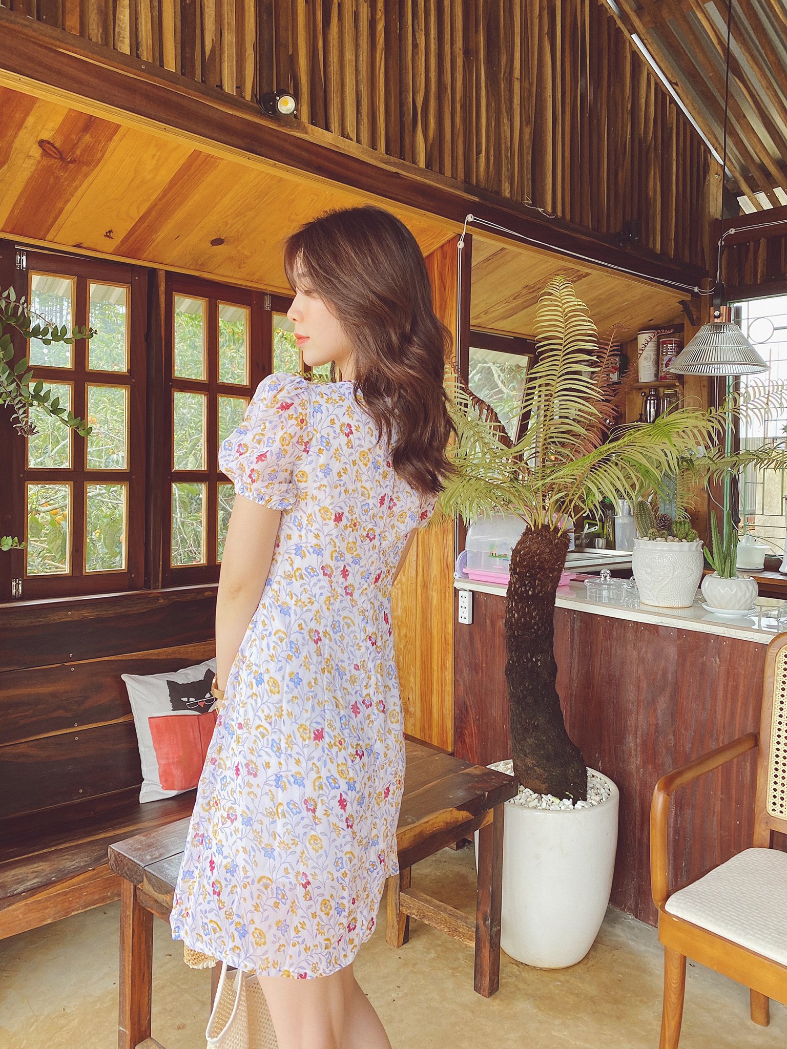 Đầm trắng hoa nút gỗ Zoe Dress Gem Clothing SP060290