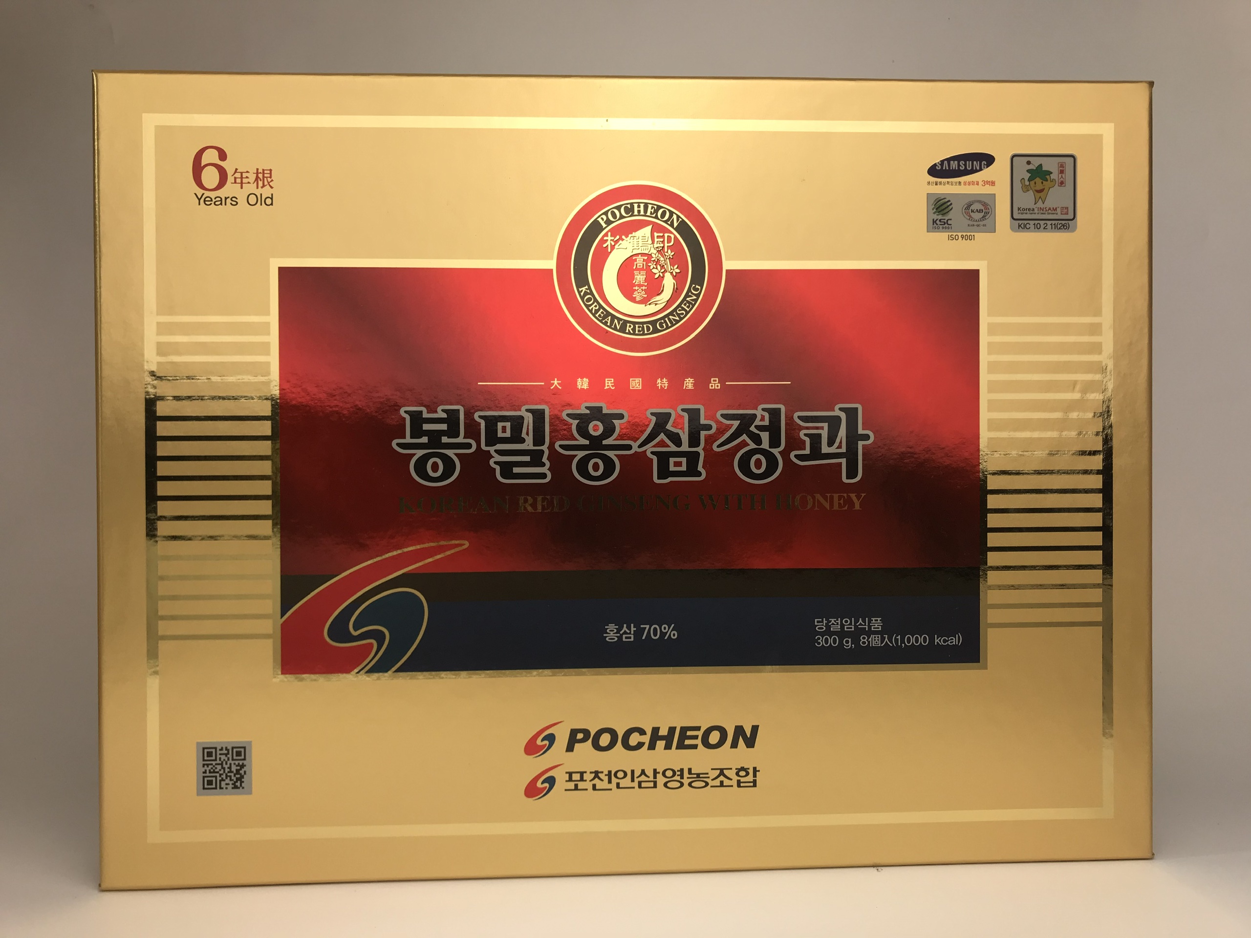 Sâm củ tẩm mật ong Pocheon Hàn Quốc 8 củ/hộp