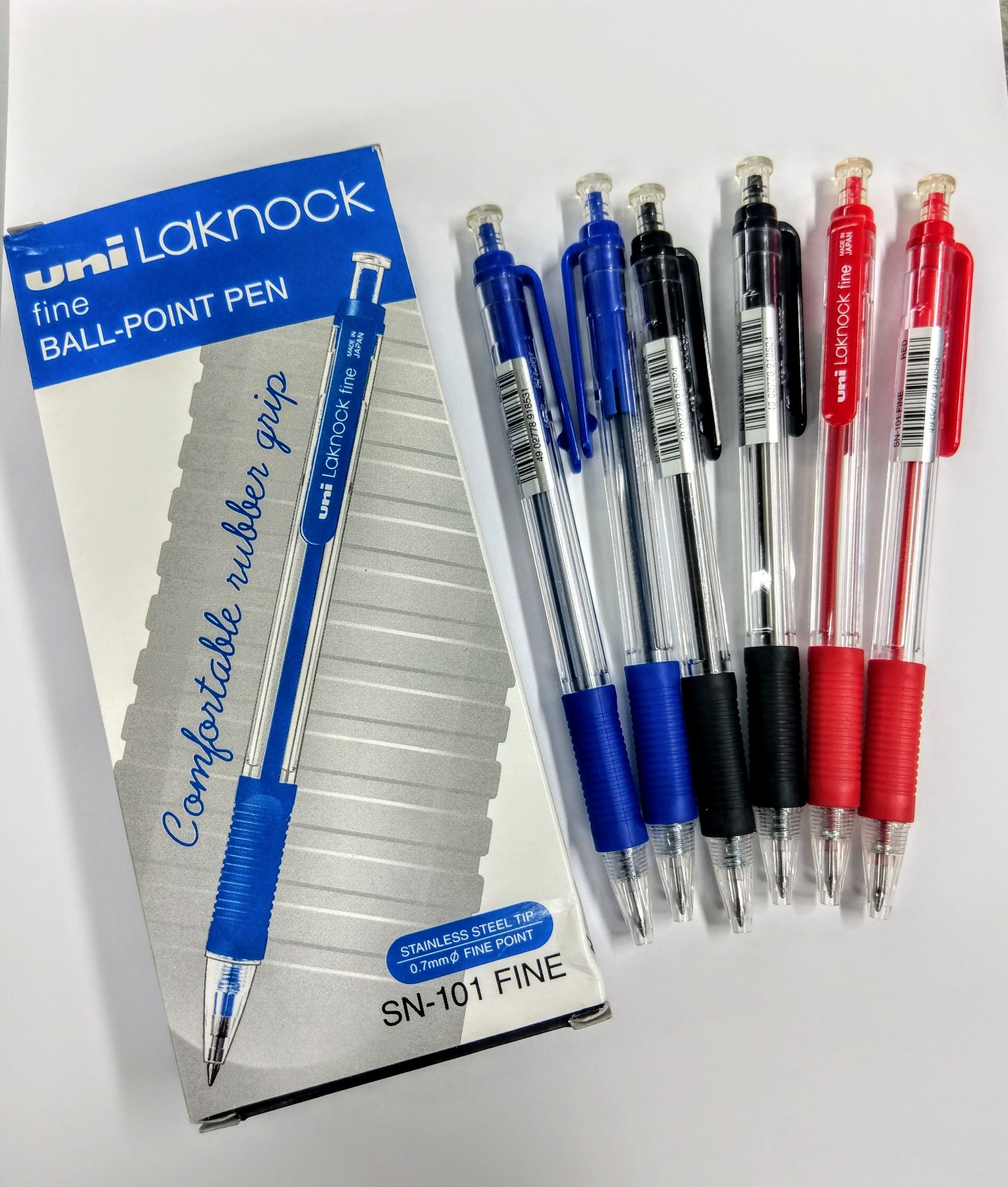 Bút bi UNI Laknock Fine SN-101 ngòi 0.7mm Nhật Bản