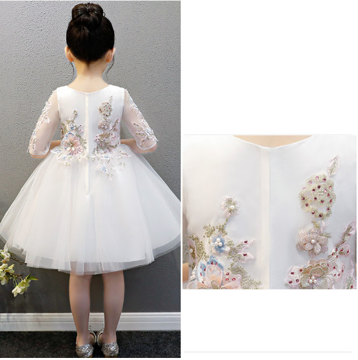 Váy đầm công chúa bé gái màu trắng tay lỡ kết hoa DBG022