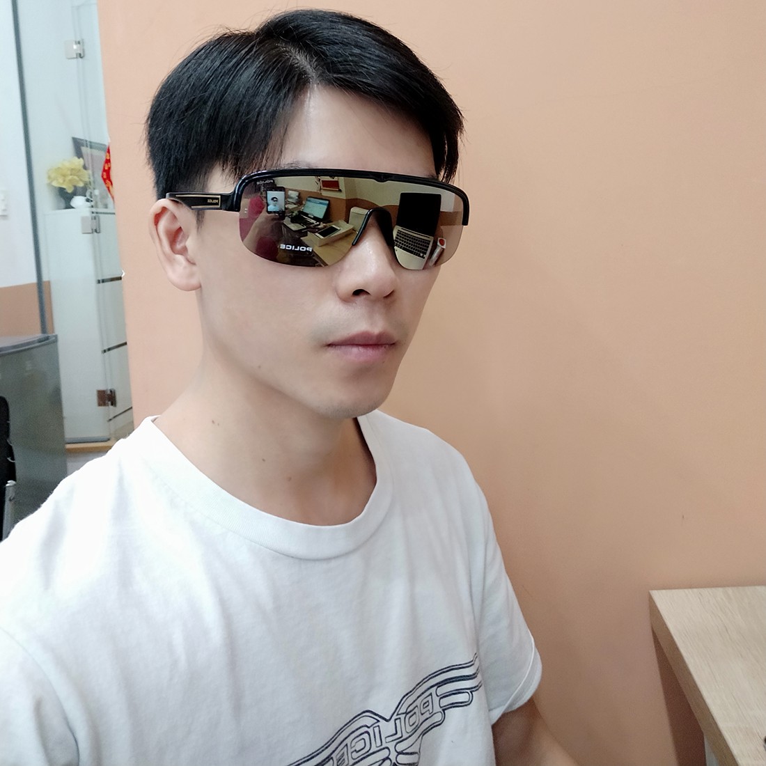 Kính mát chính hãng Police SPLB47