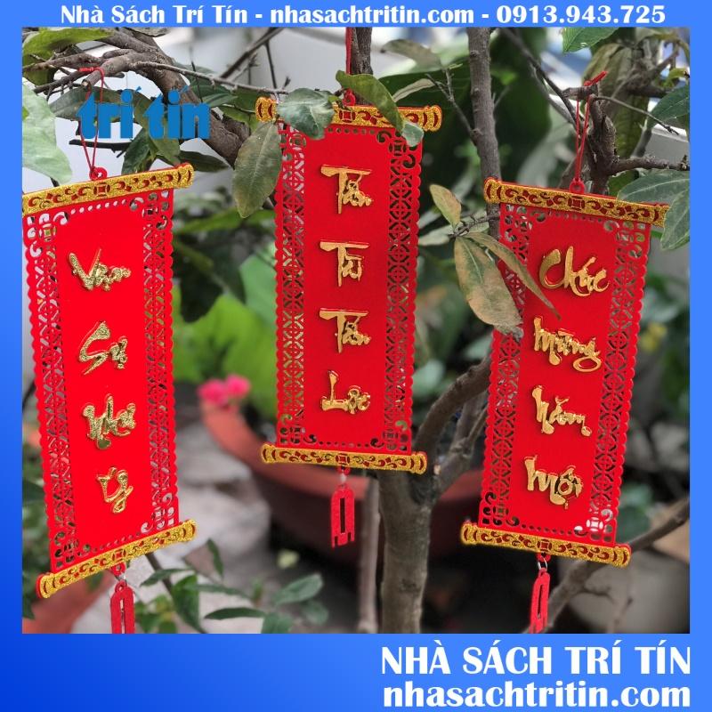 1 Dây treo trang trí tết LIỄN NHUNG ĐỎ viền hoa văn dài 50cm