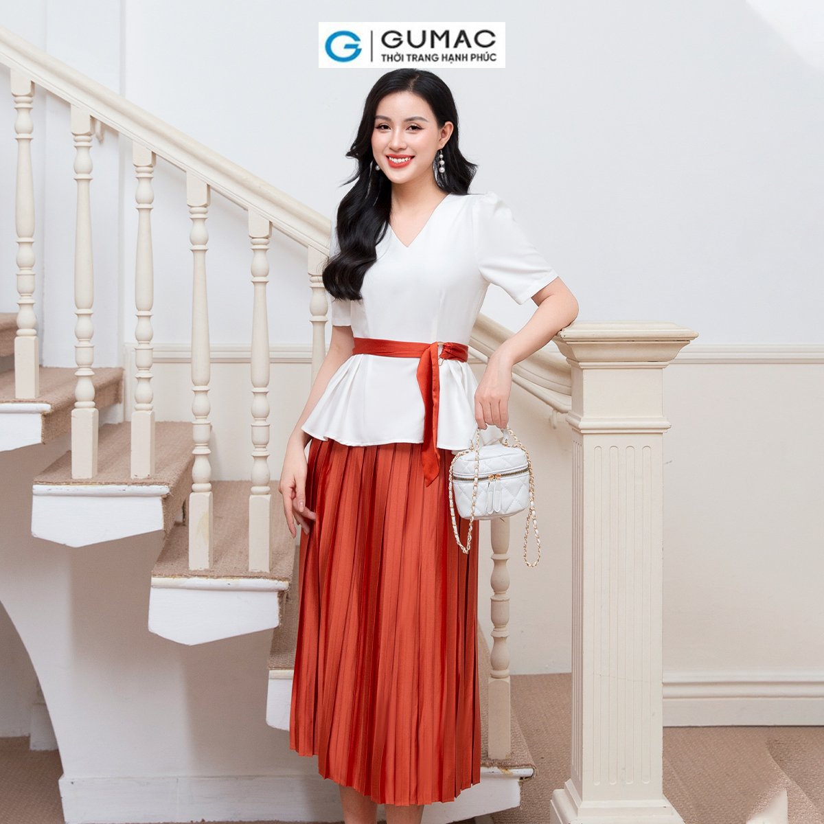 Chân váy lụa dập ly thời trang GUMAC VD10007