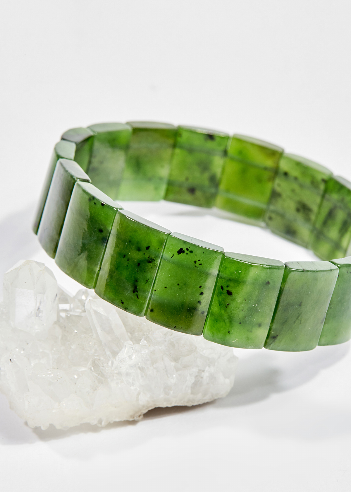 Vòng tay phong thủy bản đá ngọc bích 16x12mm mệnh hỏa , mộc - Ngọc Quý Gemstones
