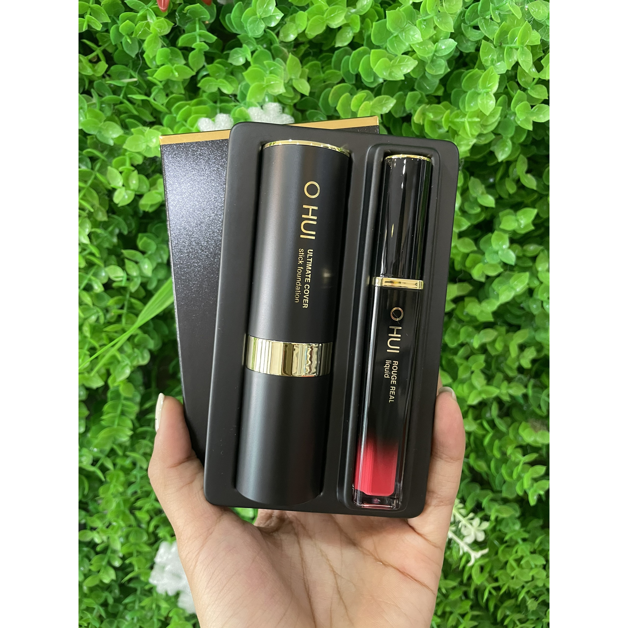 Bộ Kem nền dạng thỏi OHUI Ultimate Cover Stick Foundation 01 set