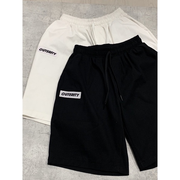 Quần Short Kaki Local Brand In Chữ OUTERITY màu đen trắng form unisex phong cách Ulzzang - Gin Store