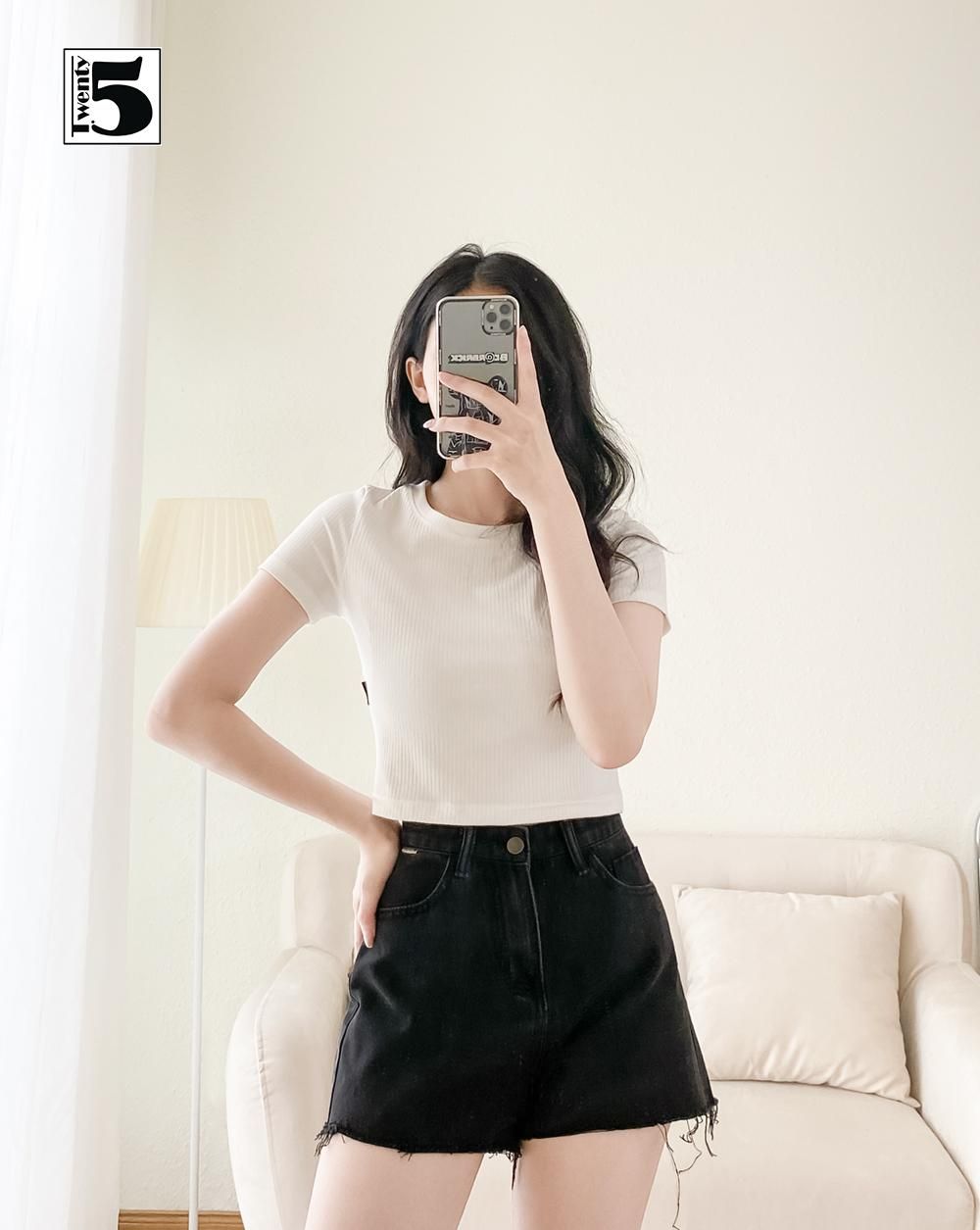 Áo thun croptop nữ cổ tròn, ngắn tay, dáng ôm TWENTYFIVE CR1