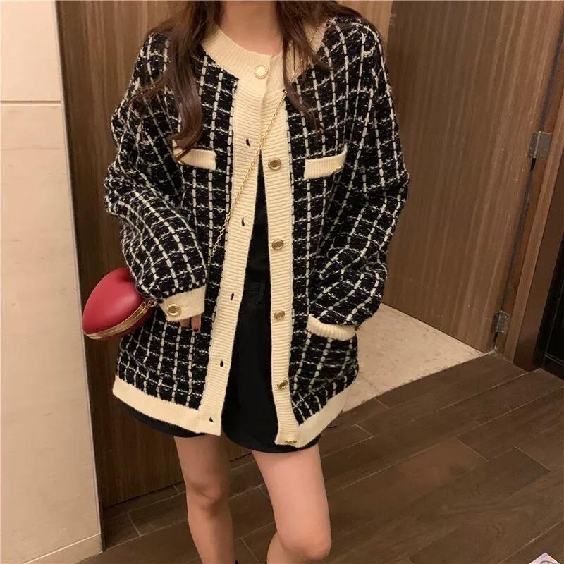 Áo cardigan dệt kim form rộng trẻ trung màu sắc sang trọng