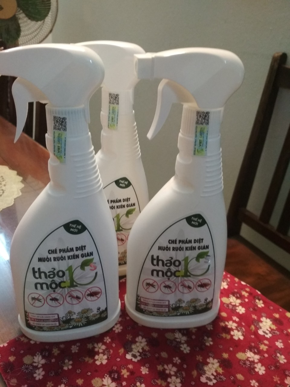 Diệt Côn Trùng Gián, Kiến, Kiến Ba Khoang, Muỗi, Ruồi, Mối, Mọt 100% Sinh Học Thảo Mộc 10s Hương Sả Chanh Chai Xịt 500ml An Toàn Cho Sức Khỏe Em Bé Và Người Già, Đã Được Bộ Y Tế Cho Phép Lưu Hành