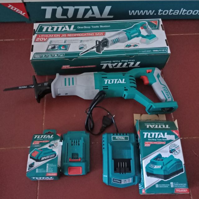 Máy cưa dùng pin 20V  Total TRSLI1151 KÈM 1PIN + 1 SẠC 20V