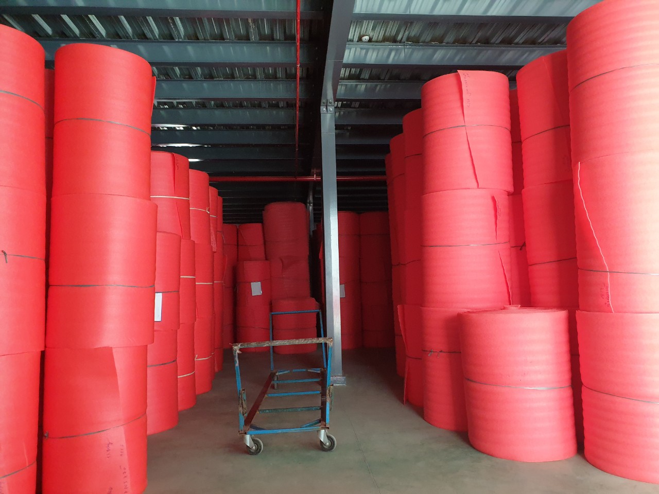Xốp hơi khổ 1,4 mét ,7 kg
