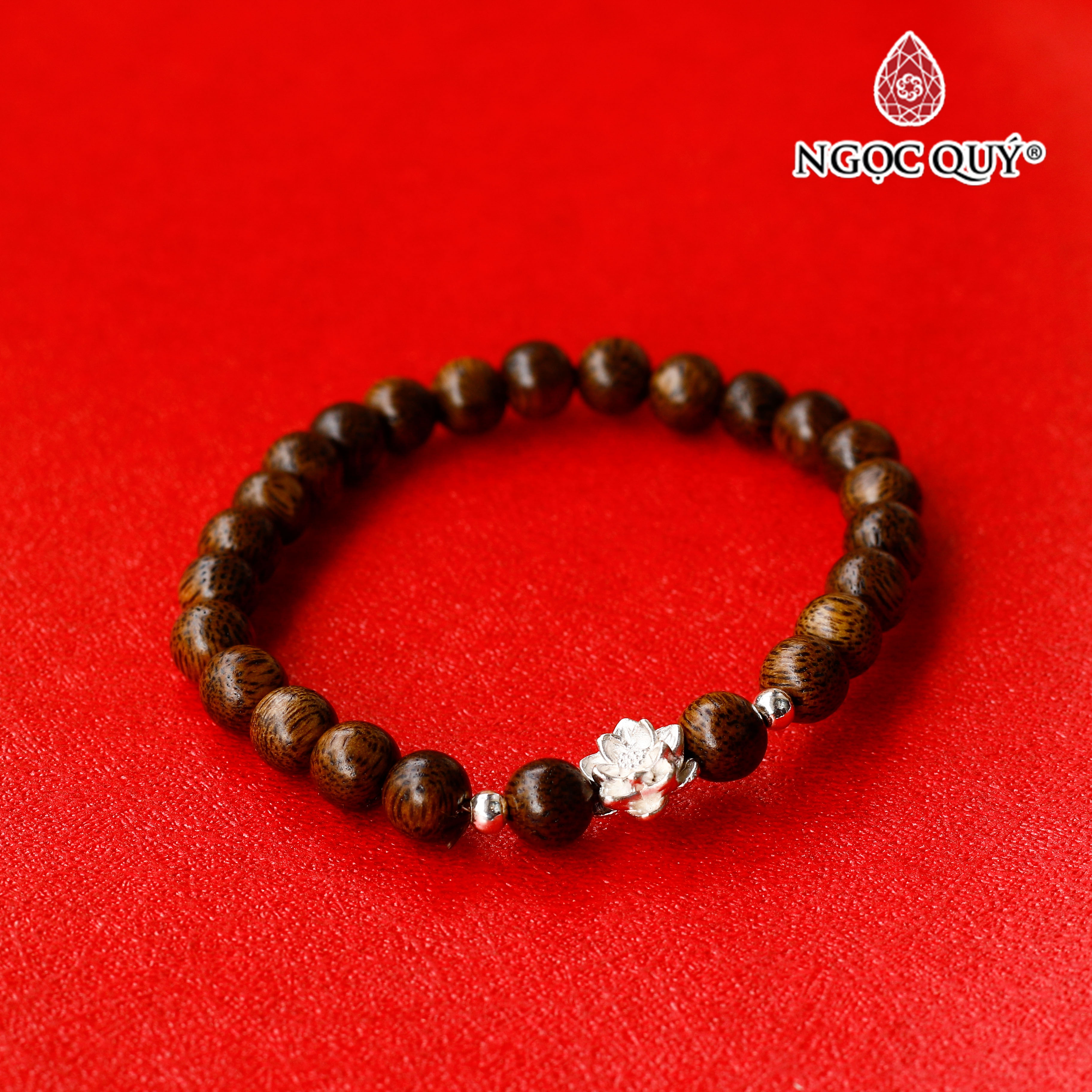 Vòng tay trầm tốc phối charm bạc hoa sen hạt 6mm - Ngọc Quý Gemstones