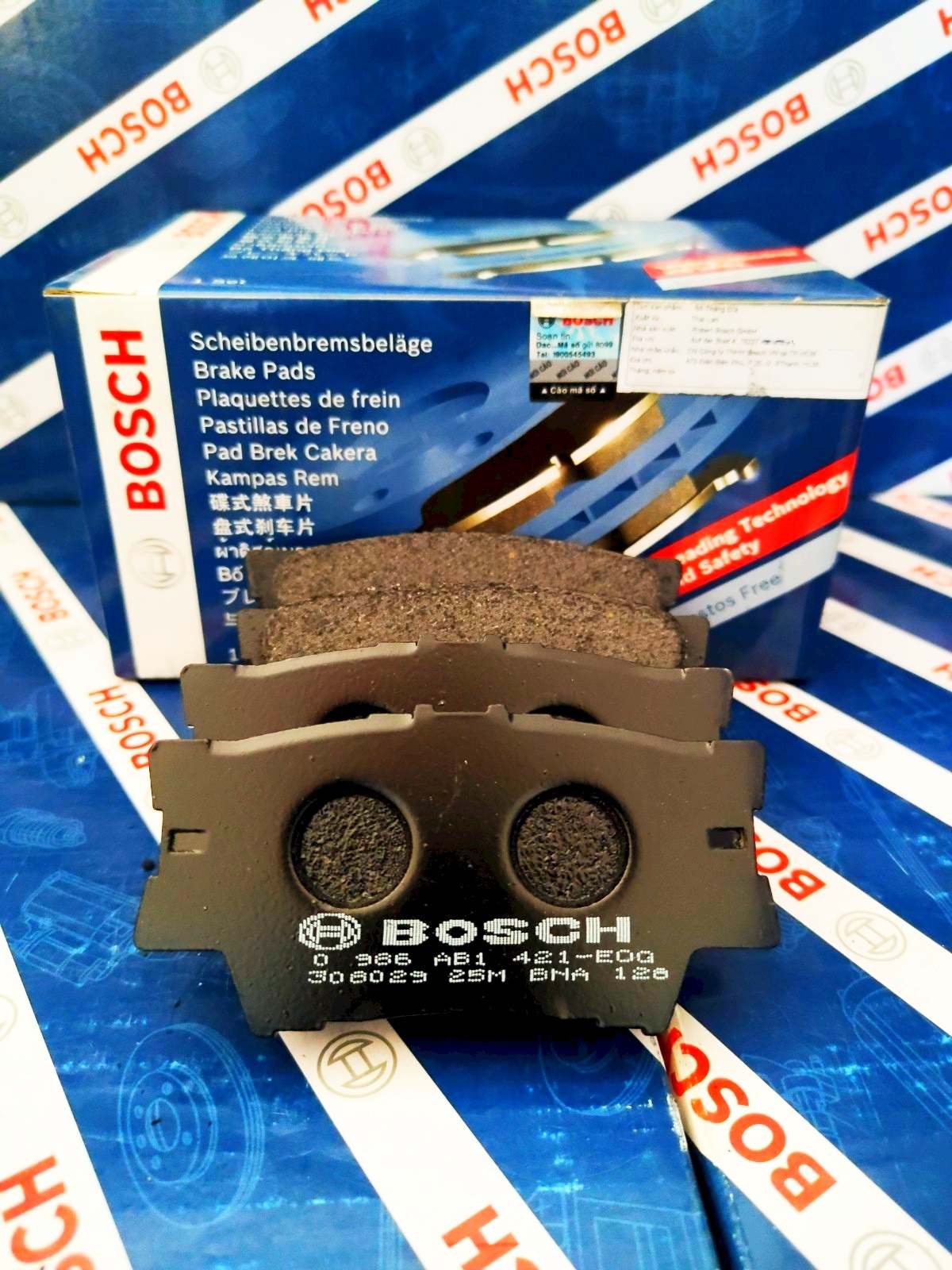 Bố Thắng Sau Bosch Cho Toyota Corolla Cross 1.8/2.0 Avalon 2.5/3.5