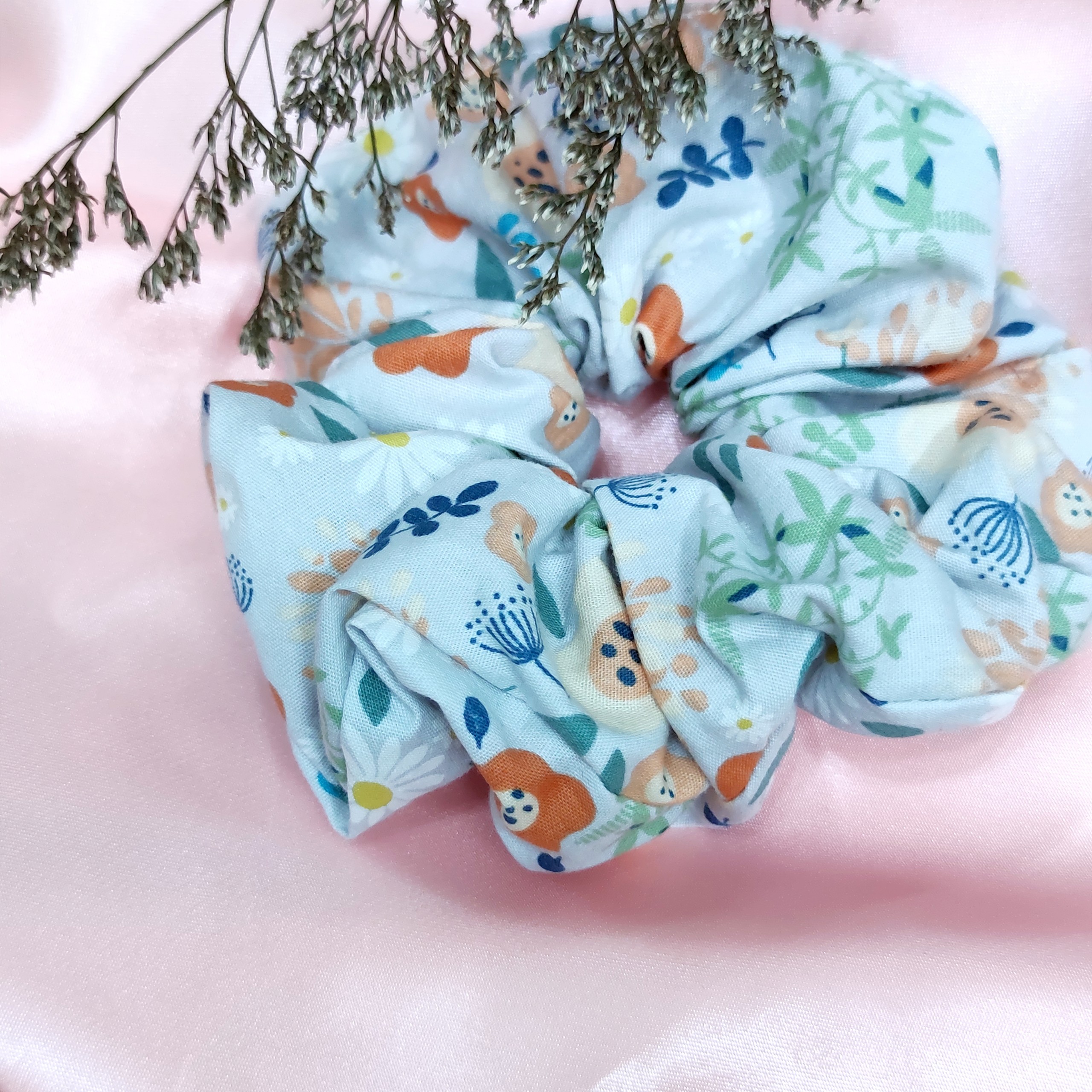 Scrunchies vải hoa - Dây cột tóc vải hoạ tiết hoa cỏ
