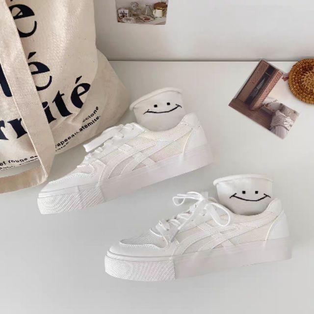 FULL WHITE BATA