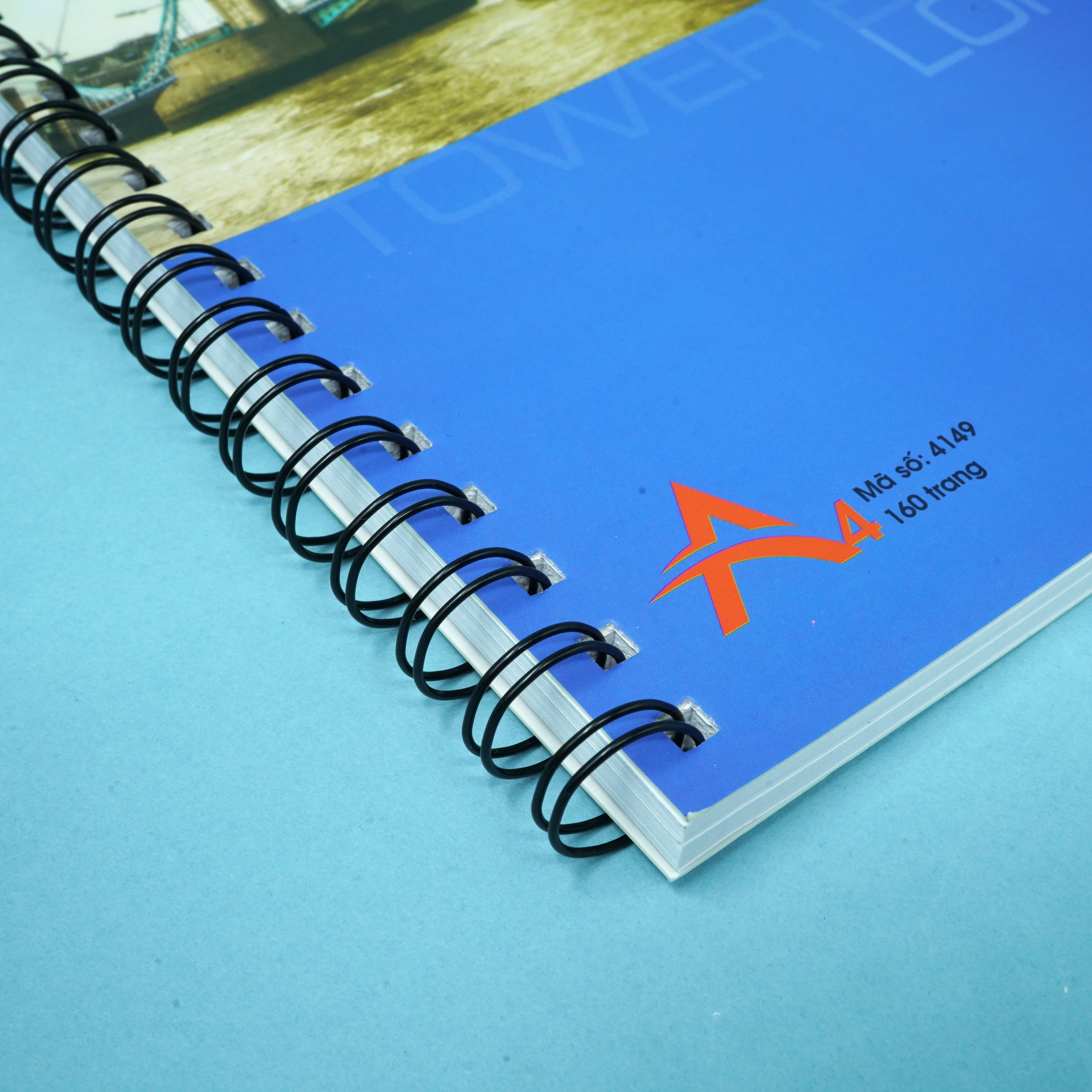 Sổ lò xo A4 160 trang Creative Hồng Hà - 4149