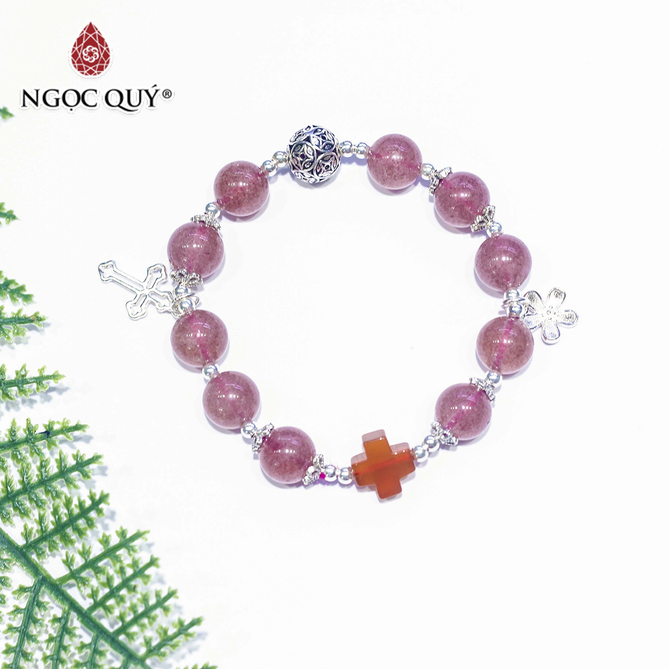 Hình ảnh Vòng mân côi đá thạch anh dâu phối charm bạc mệnh hỏa, thổ - Ngọc Quý Gemstones