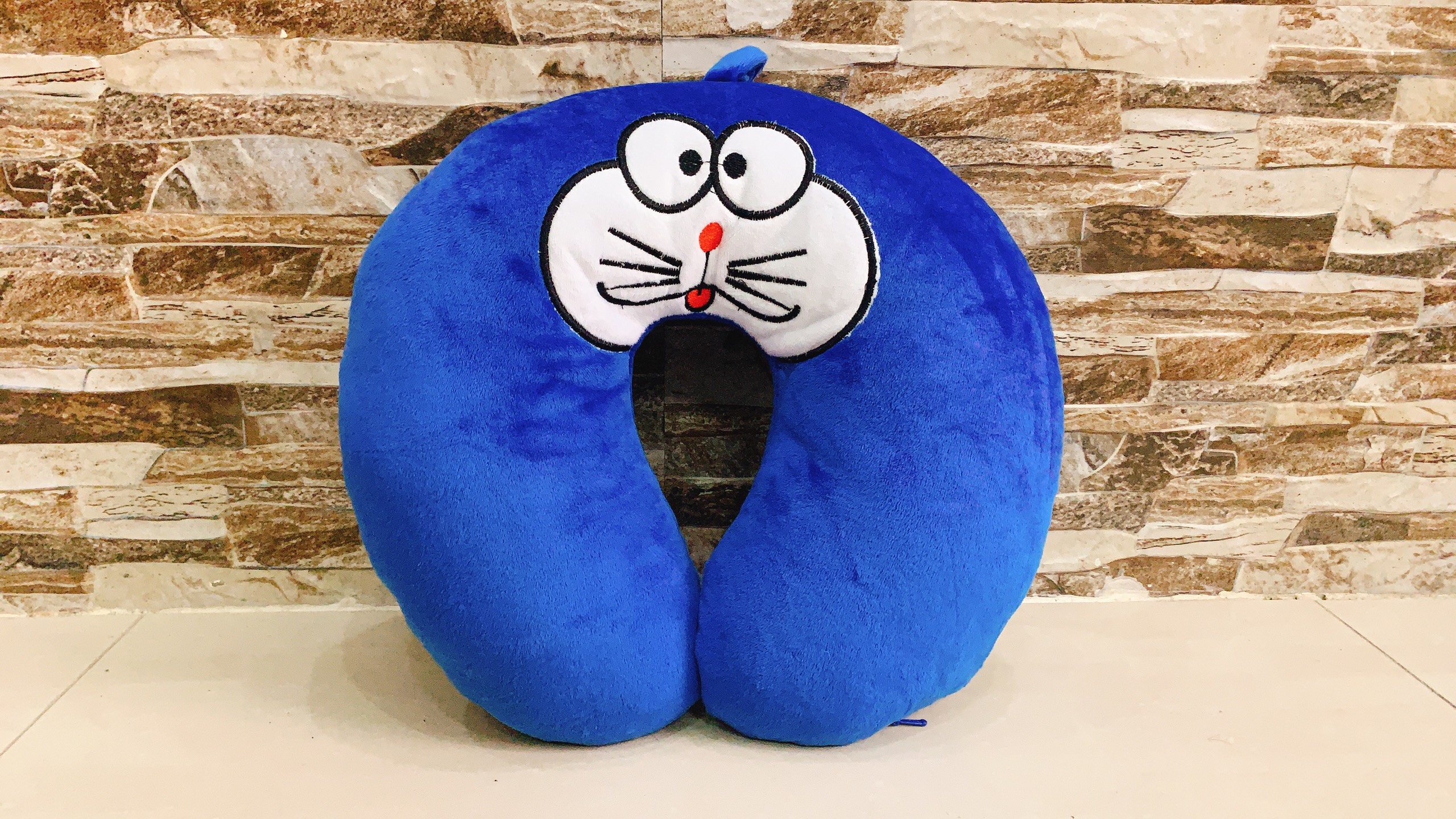 Gối Tựa Cổ Chữ U Hình Đoraemon Cute, Người Bạn Thân Trong Những Lần Vi Vu/ Chất Bông MRS Êm Ái Dễ Chịu Biểu Cảm Ngẫu Nhiên [GoiChuU