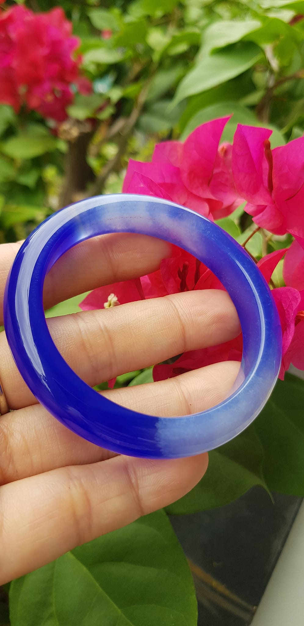 Vòng tay Nữ  Bản Hẹ Đá Mã Não Xanh Dương Đậm nhạt 1 bên đều đẹp Vòng tay Ni 52mm x Cao 11mm x dầy 8mm Nữ mệnh Thủy mệnh môch 50kg - 54kg đeo ạ