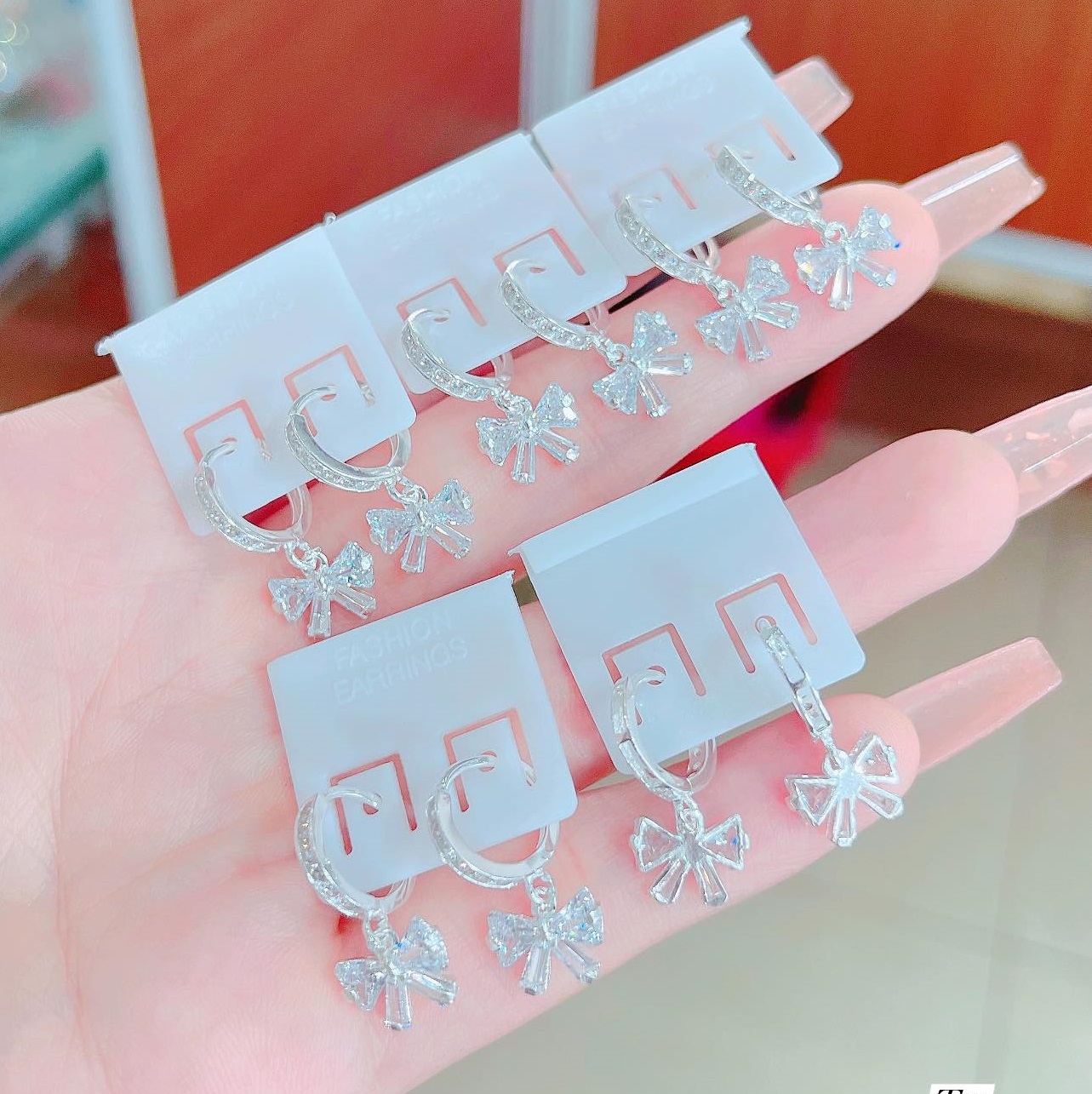 Bông tai bạc nơ đá chất liệu bằng bạc s925 MS065e